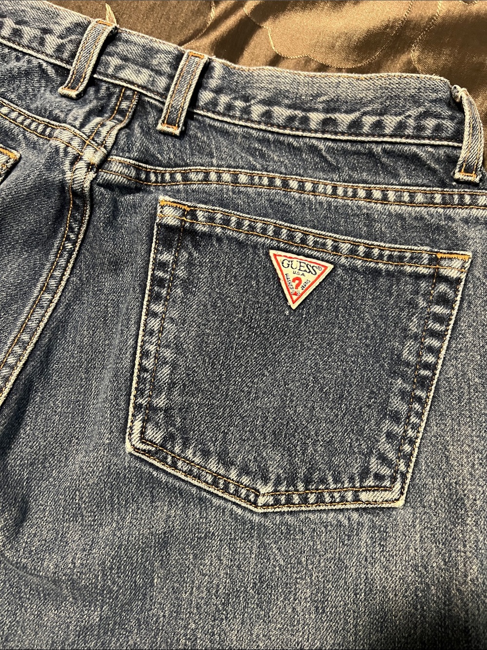 VTG GUESS 90s High-Rise Straight Leg Jeans Classic Fit Narrow Leg Women’s 32